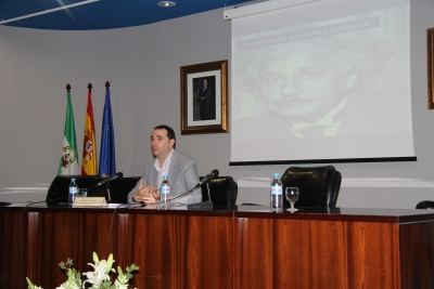 Roberto Carlos Ruiz, responsable del departamento de Recursos Humanos de Bofrost, explica las salidas laborales en el mbito de los RRHH.