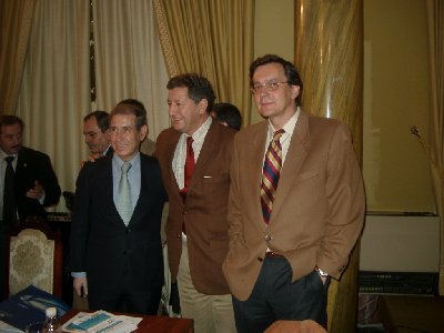 Sholomo Ben Ami, Sami Nair y Fernando Vallespn debaten sobre el dilogo entre civilizaciones en la apertura del I Congreso de Educacin Intercultural